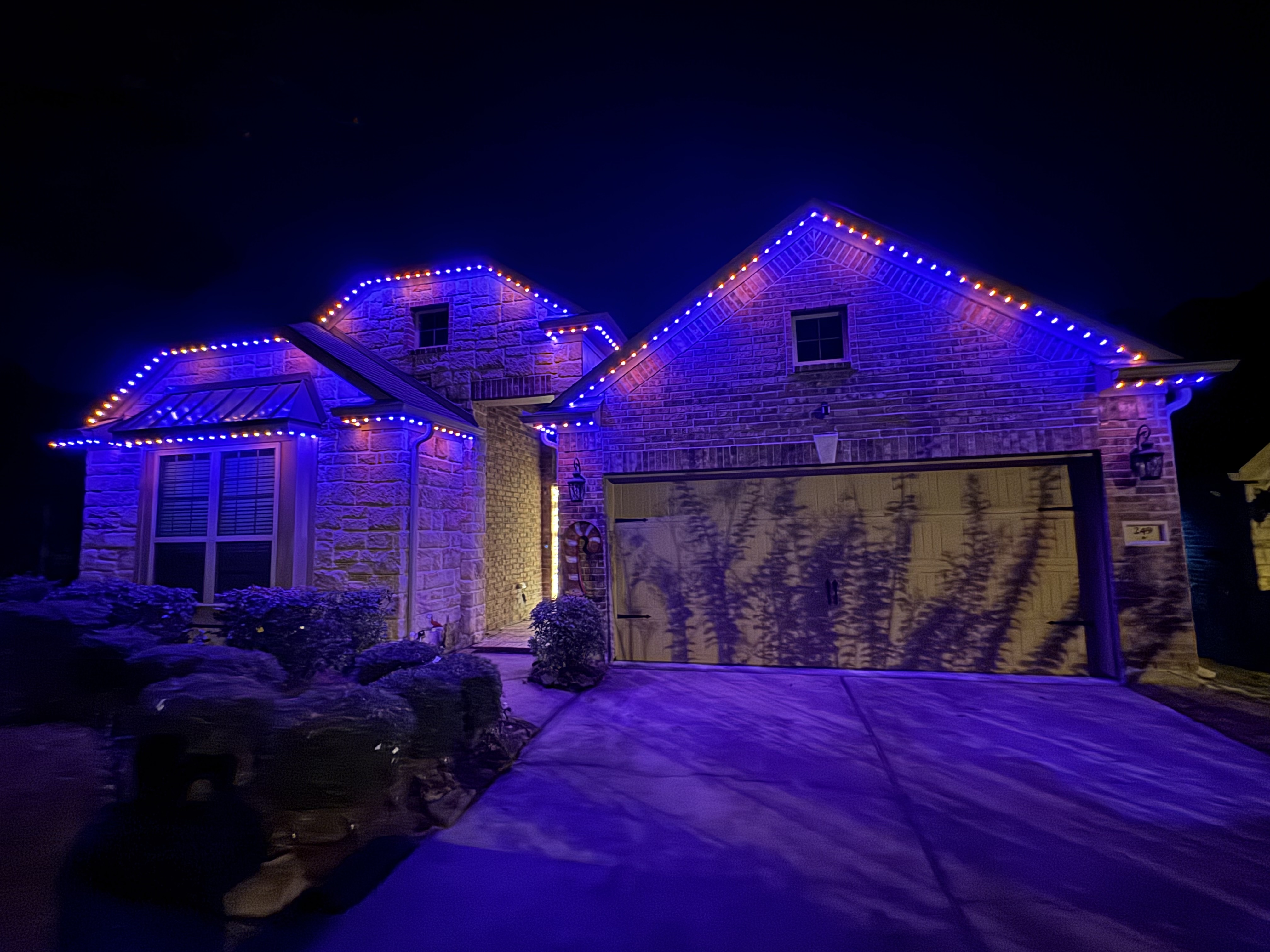 Permanent Holiday Lighting 4