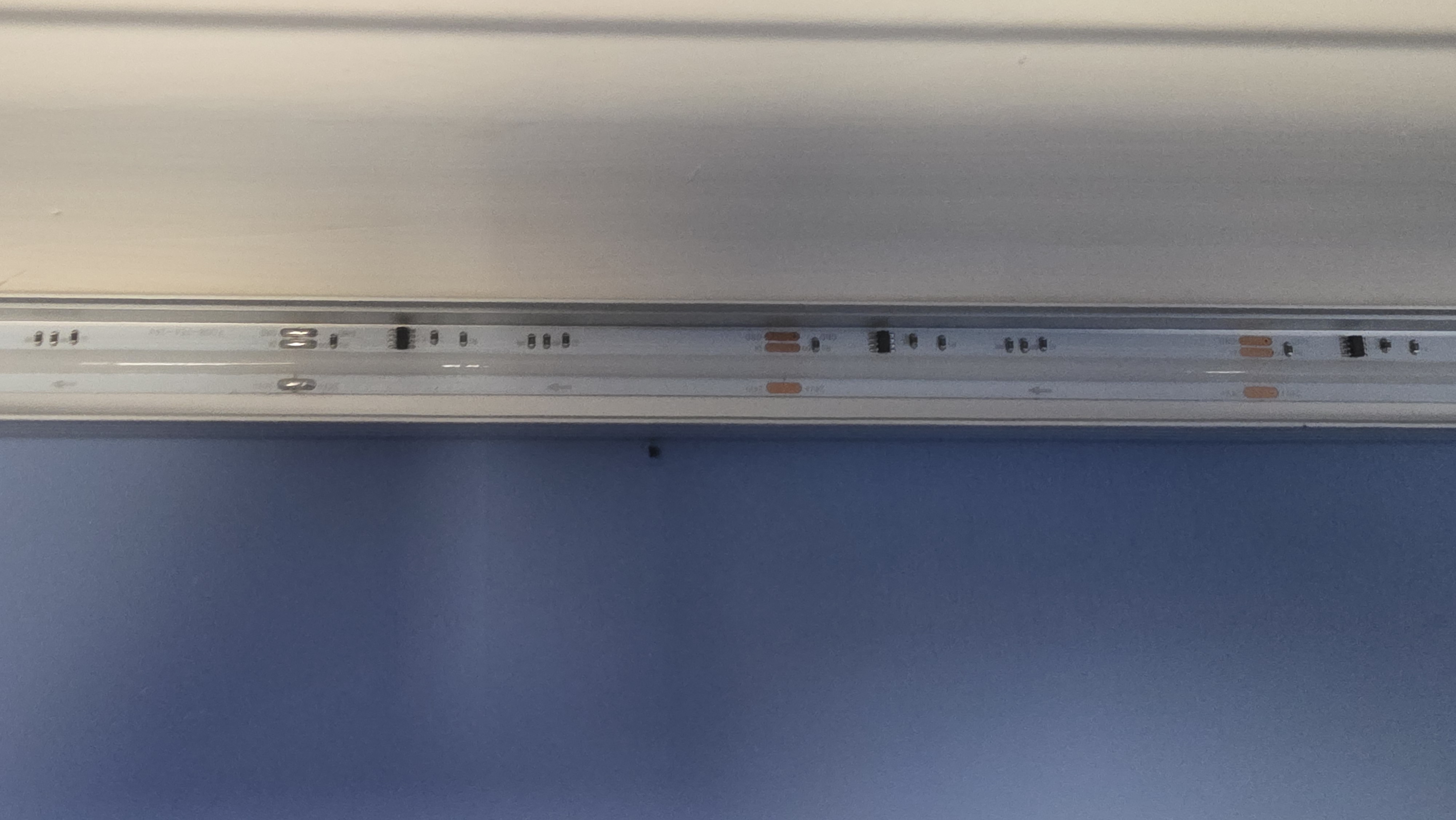 Professional aluminum track mounting